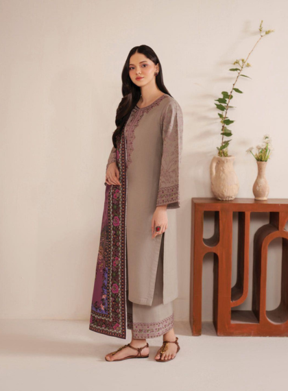 3 PCS WOMENS UNSTITCHED PRINTED SUIT .