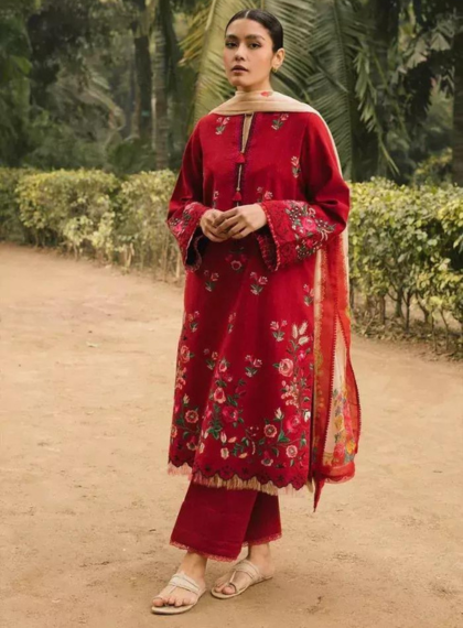 3 PCS WOMENS UNSTITCHED EMBROIDERED SUIT .