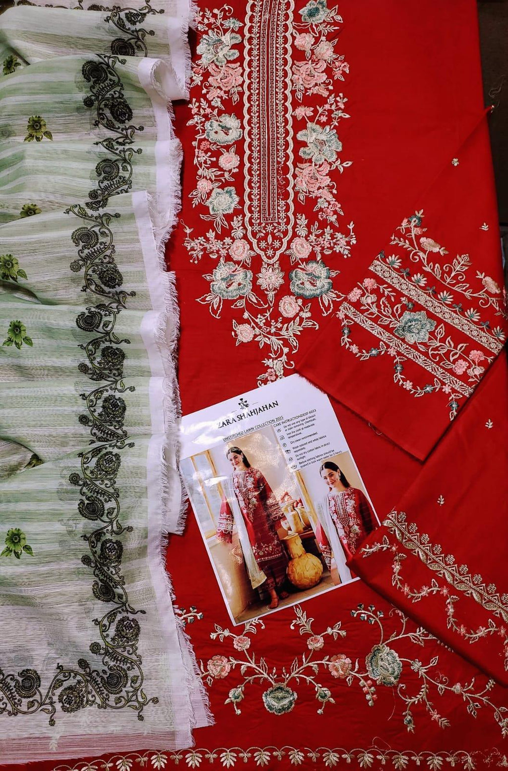 ZARASHAHJAHAN ZJE205 Red 3pc Unstitched Dhanak EMBROIDERED SUIT .