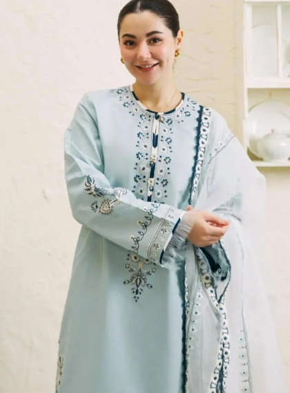 Alurelle Premium Embroidered Lawn Wear | Rangrez.pk