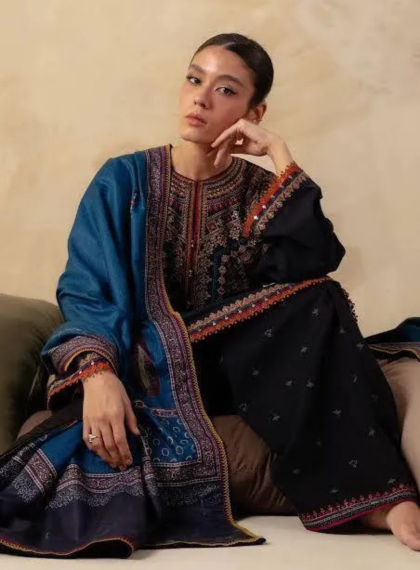 ZJW168 Winter Navy Premium 3pc Dhanak embroidered suit .