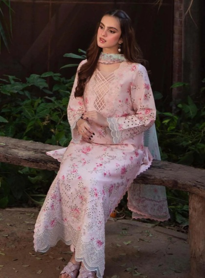 NEW ARRIVAL NR-969 GRACEFUL WEAVE 3PC UNSTITCHED SUIT — Modern Charm Meets Classic Comfort