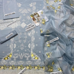 Oravelle Signature Women’s Lawn Fashion | Rangrez.pk
