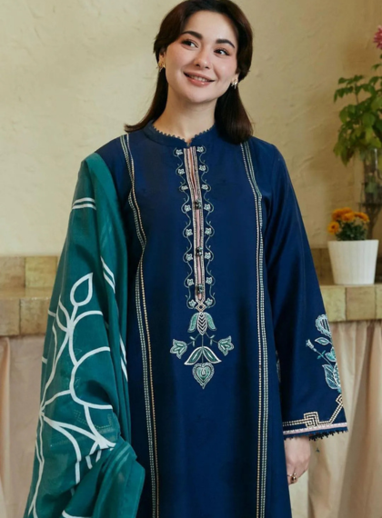 Evorielle Women’s Luxury Lawn Dresses | Rangrez.pk