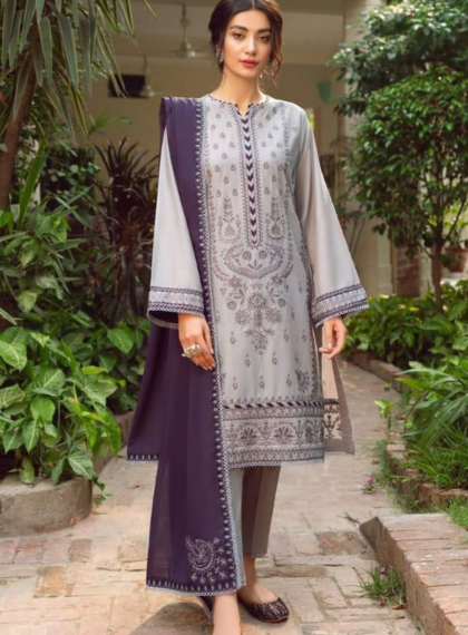 3 PCS WOMENS UNSTITCHED EMBROIDERED SUIT .